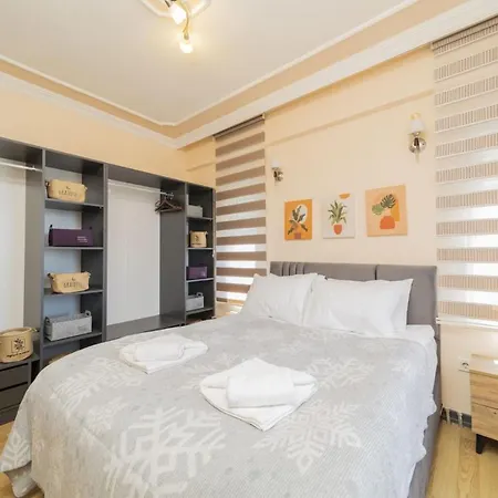 Chic And Spacious Flat In Apartament Antalya