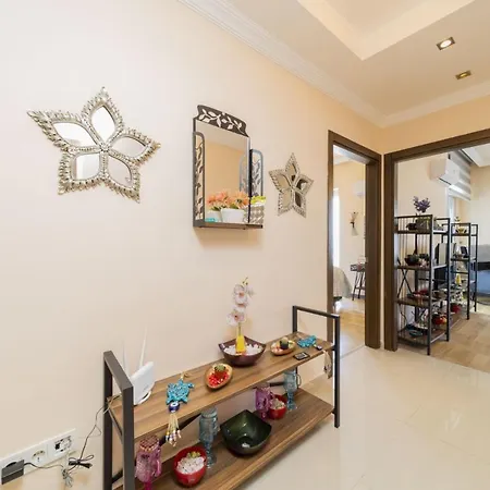 Apartment Chic And Spacious Flat In
